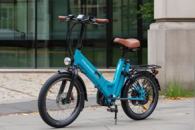 Folding electric bike compact and portable for city commuting